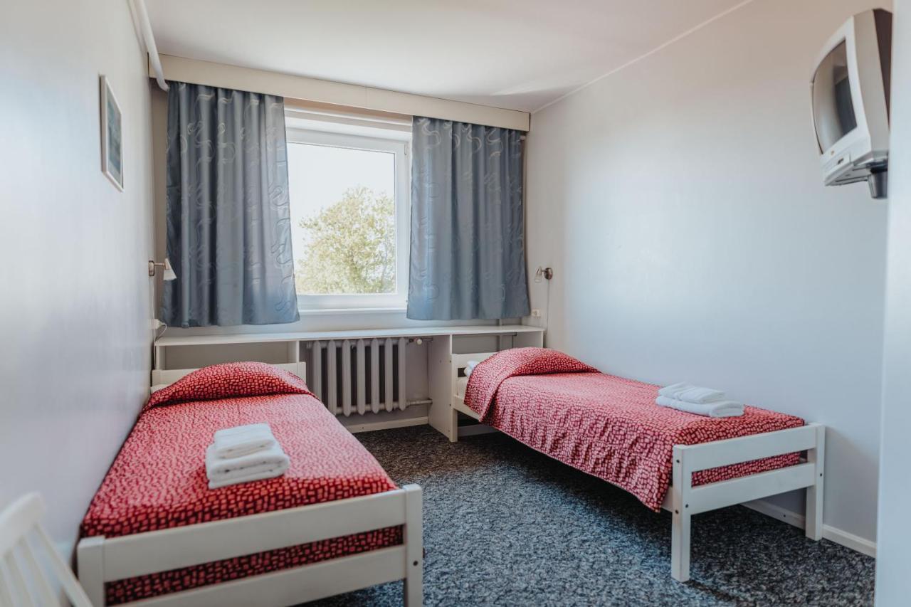 Staadioni Hotel Κουρεσάαρε Εξωτερικό φωτογραφία