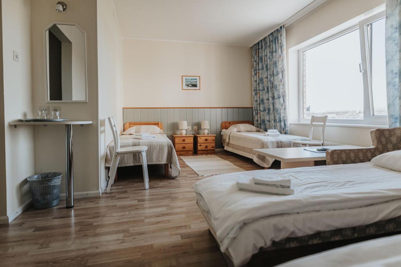 Staadioni Hotel Κουρεσάαρε Εξωτερικό φωτογραφία