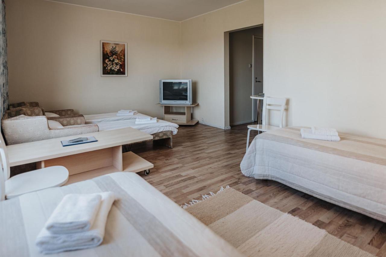 Staadioni Hotel Κουρεσάαρε Εξωτερικό φωτογραφία