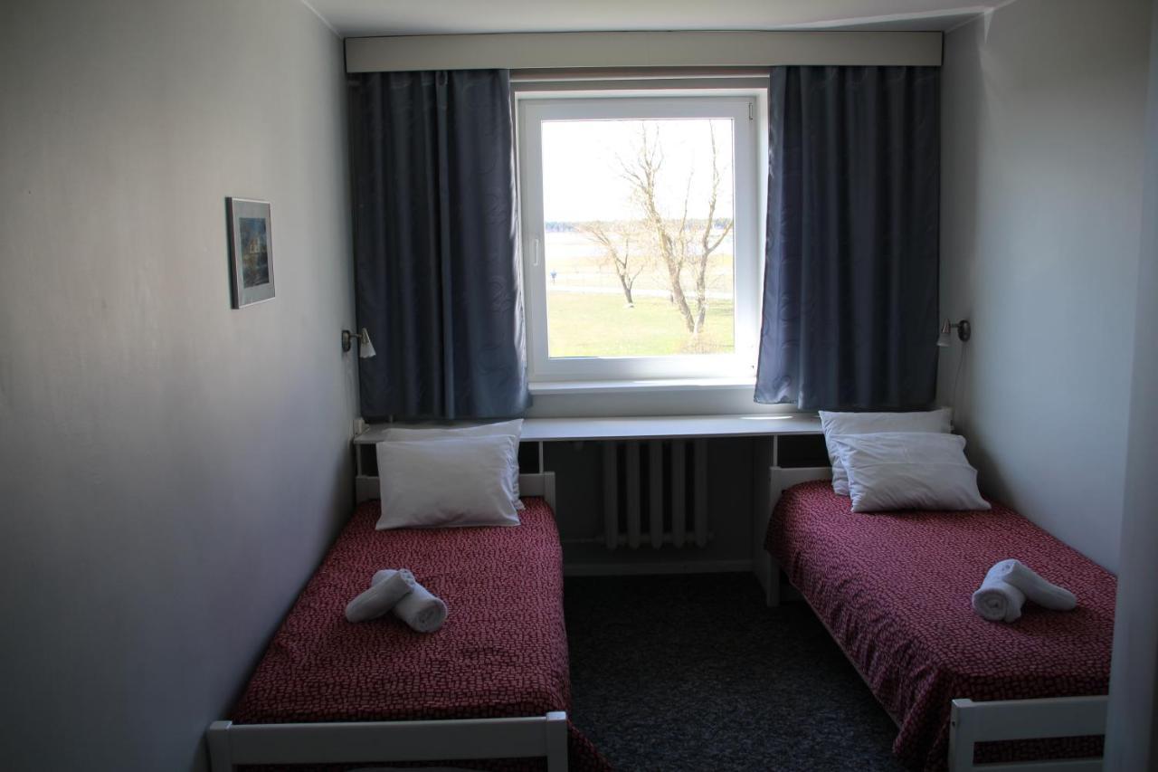Staadioni Hotel Κουρεσάαρε Εξωτερικό φωτογραφία